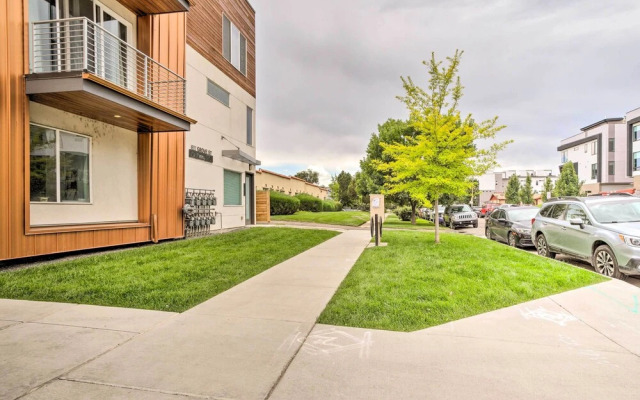 City Skyline Views: Upscale Denver Townhome