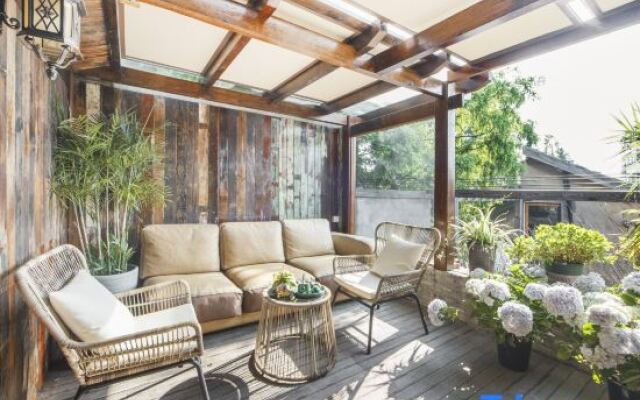 Shanghai Caoxi Bieyuan Homestay(Zhujiajiao Ancient Town Shop)