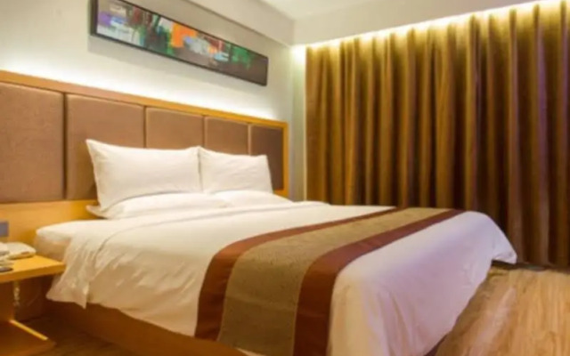 Starway Hotel Nantong Sports Convention Center