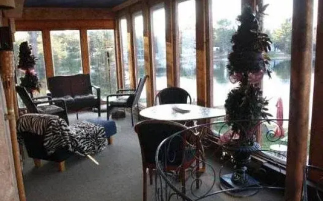 L'Auberge du Lac Doré