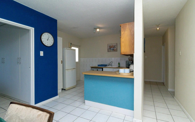 Modern Seaview Apartment
