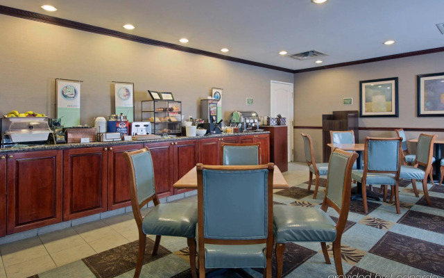 Country Inn & Suites by Radisson, Harrisonburg, VA