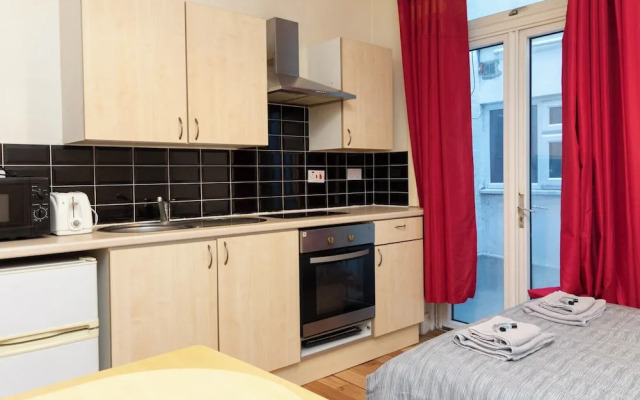 Cosy studio flat in the Polygon