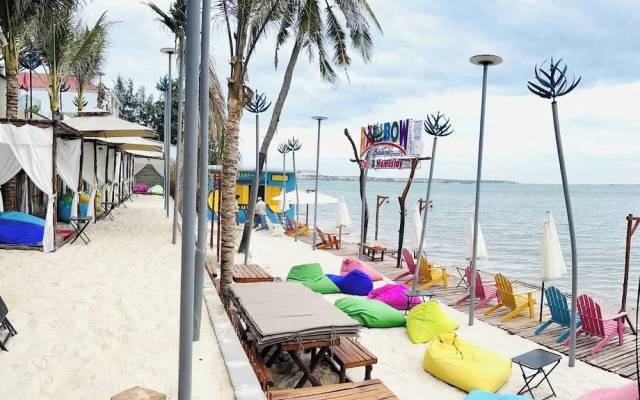 Rainbow Beach Mũi Né - Homestay & Coffee