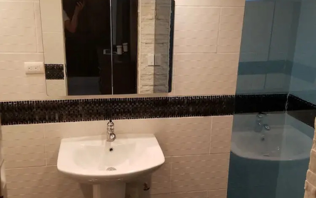 Spacious & Comfortable Penthouse in DR