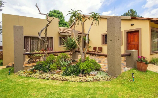 Africlassic Garden Lodge