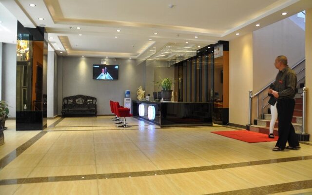 Juli Hotel (Juhua Village Airport Bus Stop)