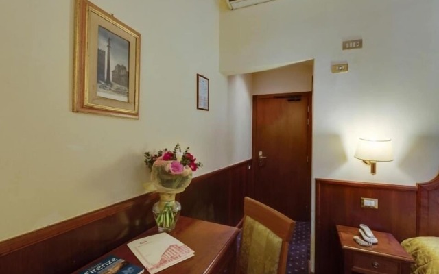 Hotel Arizona