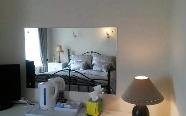 Mayfield House B&B