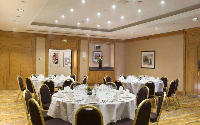 Hilton Paris Charles de Gaulle Airport