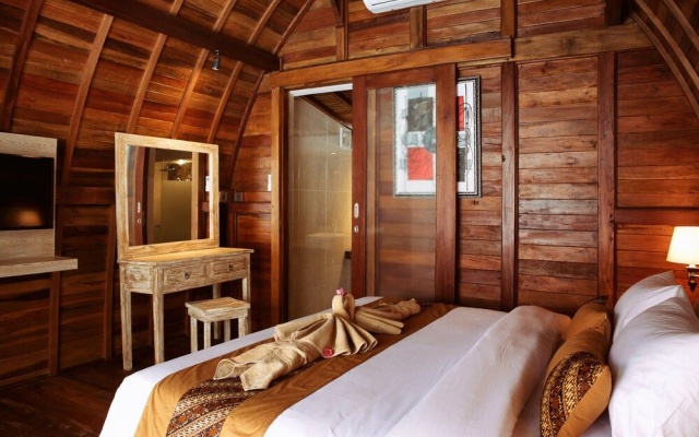 Poedja Villa Jimbaran – Guest Rooms – Jimbaran