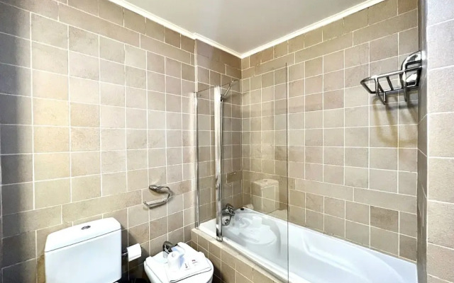 Vilamoura Cosy 4 With Pool by Homing