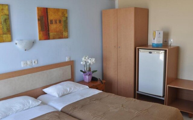 Parthenon Hotel