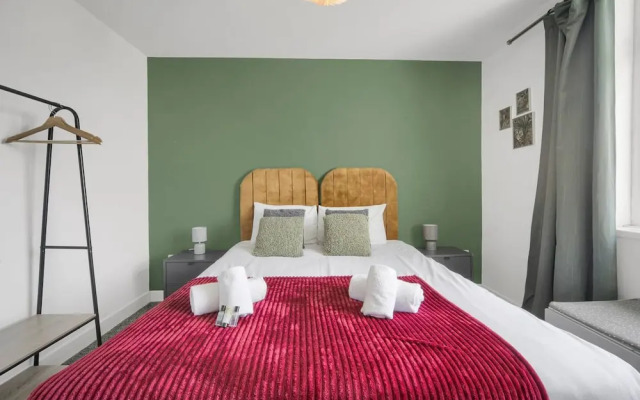 Stylish Modern Apartment - Free Parking - W