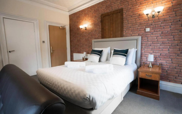 Rampant Lion Hotel