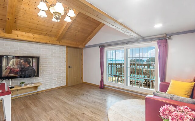 Yeosu Sunset & Sea Pension
