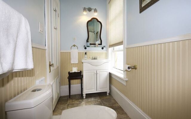 Summerside Inn Bed and Breakfast