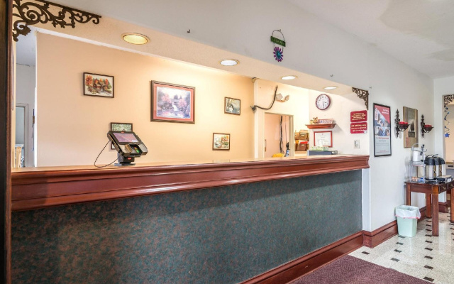 Red Roof Inn Kentland