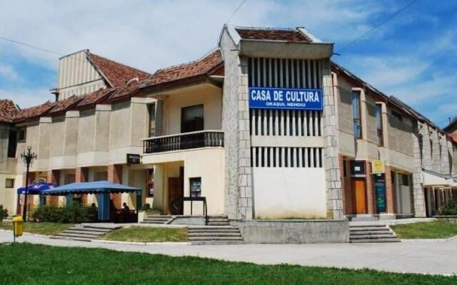 Cazare apartament cu 2 camere