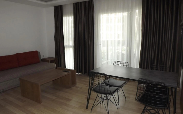 Opus Aparthotel