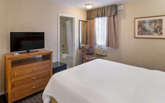 SureStay Hotel by Best Western North Vancouver Capilano