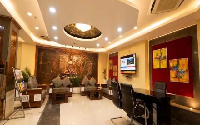 The Red Velvet Hotel Samarpan