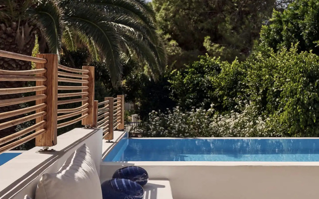 Dionysos Sea Side Resort