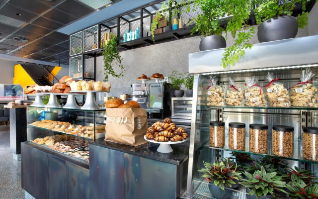 Link hotel & Hub By Dan Hotels