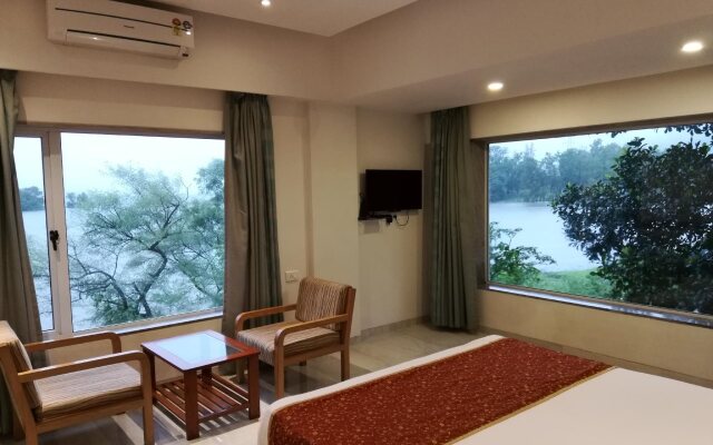Lake View Resort