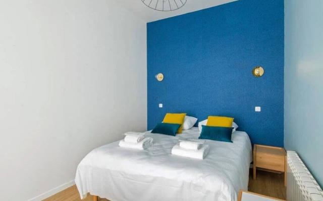 Cozy Flat in the 13th District for 6 People