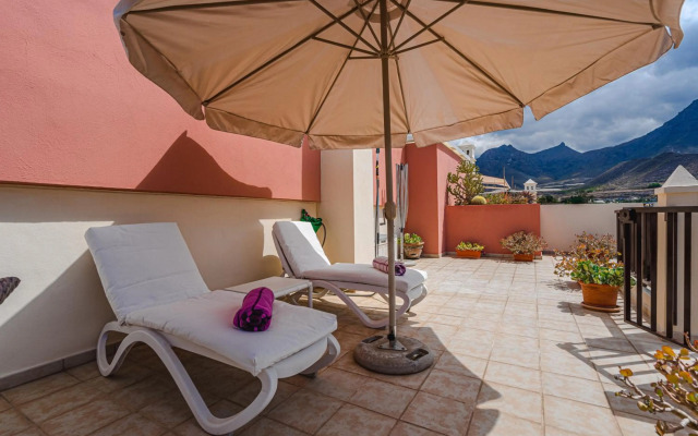 Terrazas del Duque II apartment