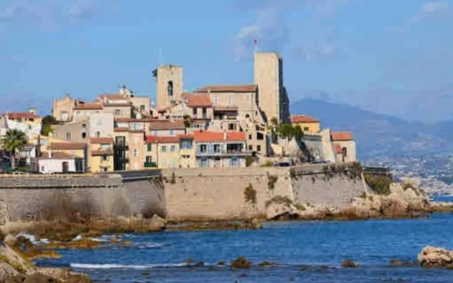 Studio meublé proche plages et vieille ville