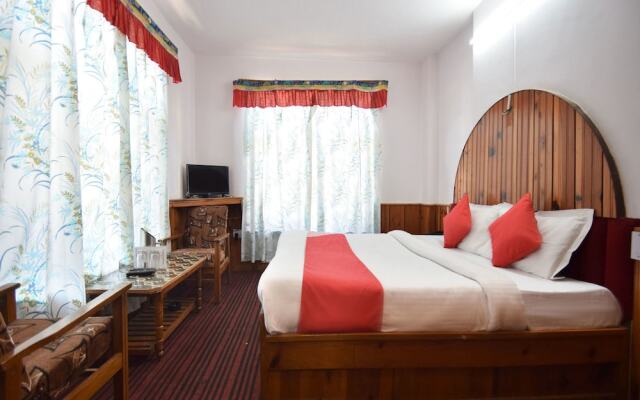 OYO 8643 Hotel Shambhala