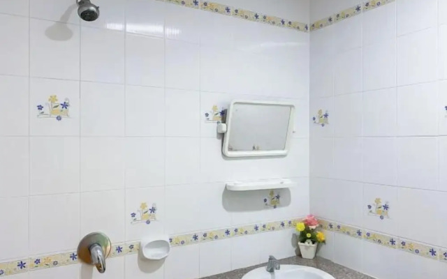 R K Guesthouse