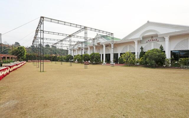 OYO 29173 The Grand, Jammu