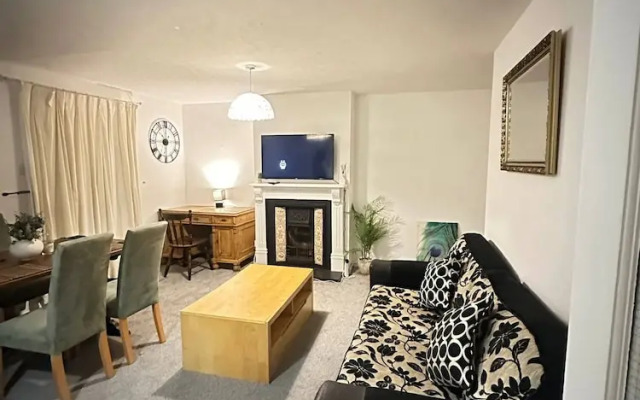 Stylish & Bright 3BR in Headington, Oxford Area