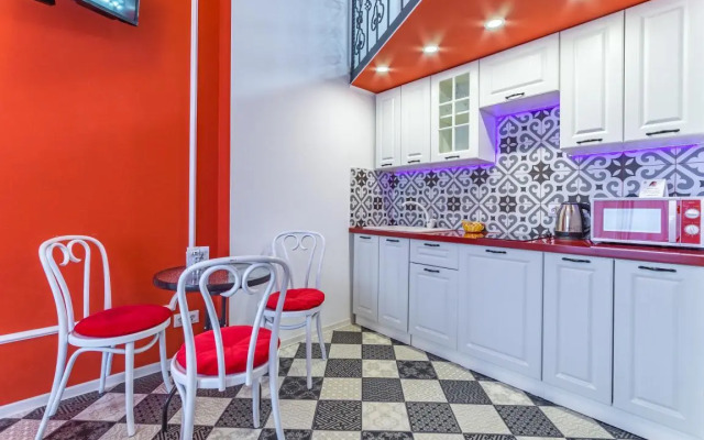 Этажидейли на улице Тверитина