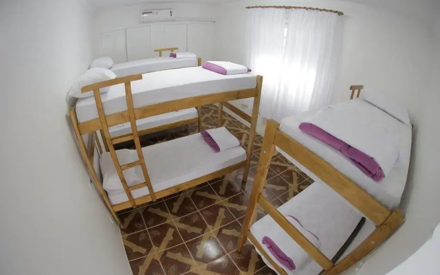 Pousada e Hostel Aqui