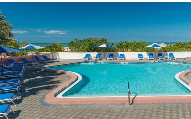 Beach House Suites by the Don CeSar