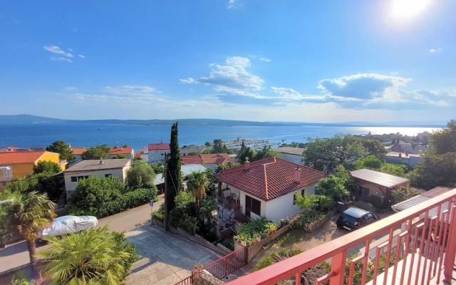 Sleek and Serene Rooms Crikvenica