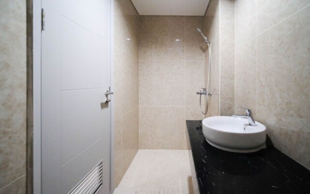 Nice 3Br Connected To Mall At Grand Sungkono Lagoon Apartment