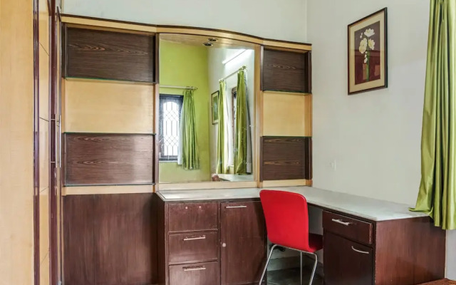 OYO 3073 Indrakshi Apartment