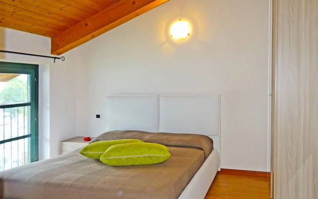 Holideal Campione Bed & Surf