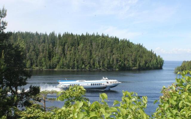 Guest House On Pobedy 18