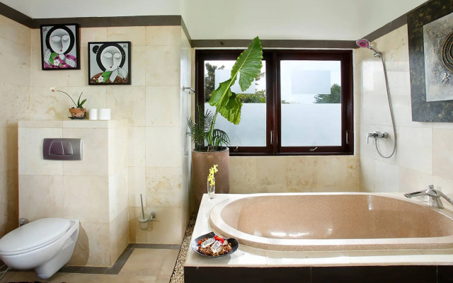 Villa L'Orange Bali