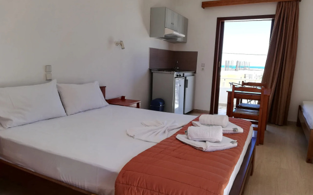 Karmi Studios & Apartments