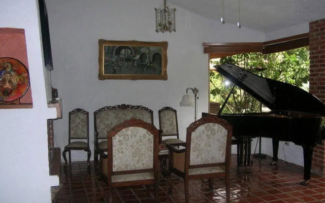 Villa Del Tepoz Fuego Hotel