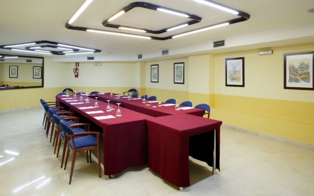 Senator Huelva Hotel