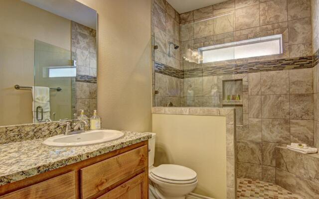 Rivendell RG 208 in Canyon Lake