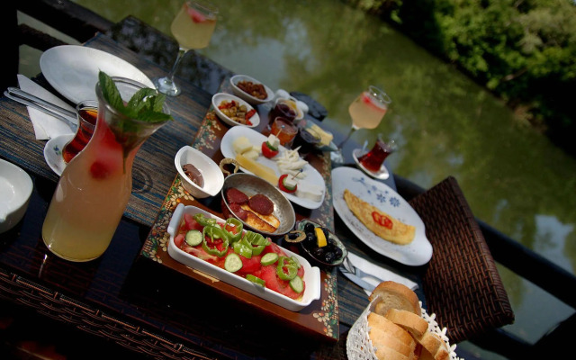 Beyaz Ev Agva - Adults Only
